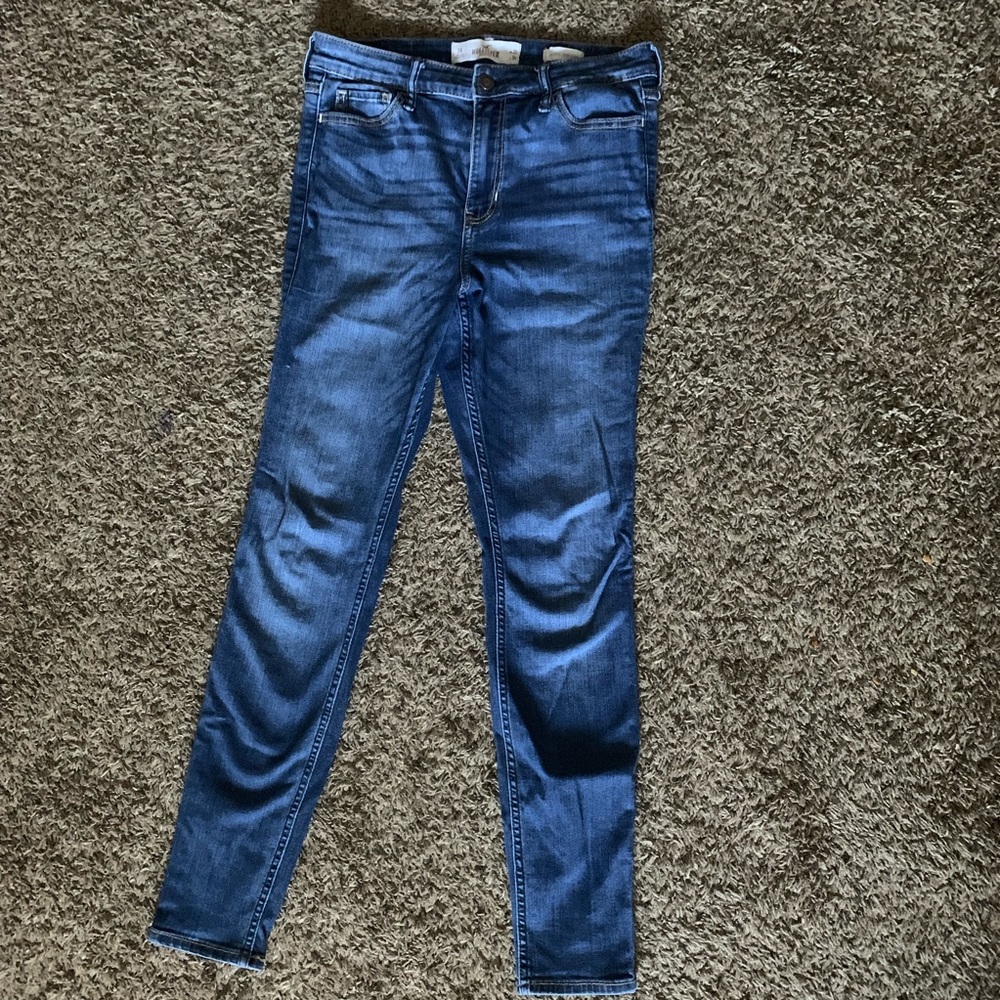 Hollister high rise super skinny jean 7R
